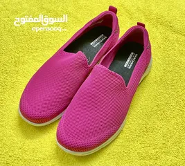  2 حذاء سكيتشرز الأصلي نمرة 41