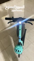  8 سكوتر من نوع تاير مع طاقيه الصليه  و كلشي  48 فولت 15 أمبير