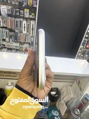  5 iPhone XR 64G  مستعمل بطارية ‎%‎83 مش مفتوح ولا مصلح بحالة الوكاله مكفول اسبوعين ترجيع اذا في مشكله