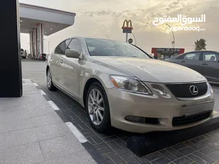  2 LEXUS GS 300