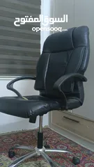  2 كرسي مدير بحاله جيد جدا