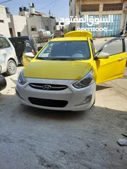  1 هنداي اكسنت تكسي عمومي للبيع مع رقم تشغيل بيرمت مرخص جاهز لمدة سنه