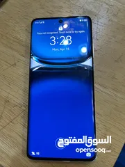  1 هواوي p50 pro ذهبي استعمال نضيف جدا الجهاز اخو الوكالة ولا نقرة ولا مفتوح ولا مصلح مع كامل اغراضه