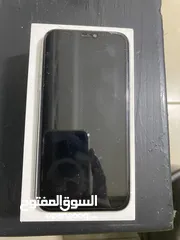  2 iPhone Xr white colour