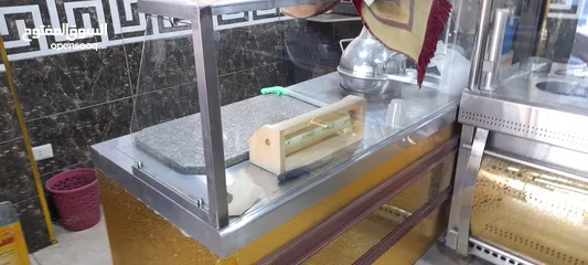  4 مطعم  بكامل تجهيزاته للبيع مع المحل .. الموقع المفرق