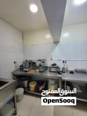  11 السلام عليكم ورحمة الله وبركاته مطعم في الرفاع الشرقي بوكوارة  معروض للبيع كامل متكامل وبسعر مناسب ل