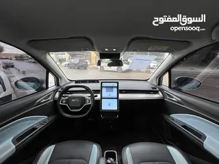  8 Neta V  2022 ~ 2021