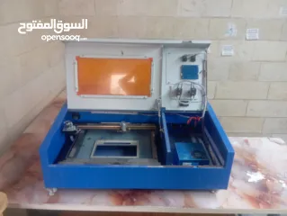  1 ماكينه الحفر على الخشب او على المعادن بسعر حرق
