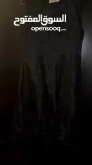  3 فستان اسود مكشكش لامع جديد للبيع