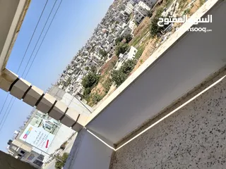  9 منزل للايجار حلحول الشارع الرئيسي