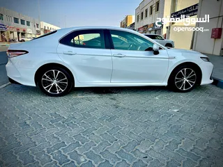  8 TOYOTA CAMRY HYBRID FOR SALE