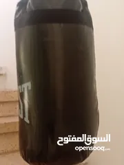  4 بسعر حرق كيس ملاكمه +كفوف ملاكمه