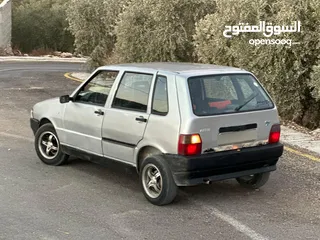  8 فيات اونو 1984