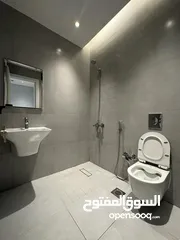  4 شقة فاخرة للايجار  الرياض حي الملقا  المساحه 180 م   مكونه من :   2 غرف نوم  1صاله 2 دورات مياه   دخ