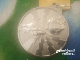  3 مدليات كرت قدم مستعمل و جديد