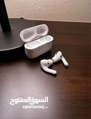  2 AirPods pro اصلية 100%