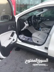  14 مرسيدس GLA250 بحاله الوكاله من الداخل و الخارج