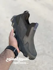  2 بوت Ecco نمرة (41/42) كحلي اصلي جلد