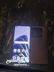  2 OnePlus 10 Pro 5G بحالة الوكالة