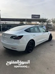  5 Tesla model3 2023