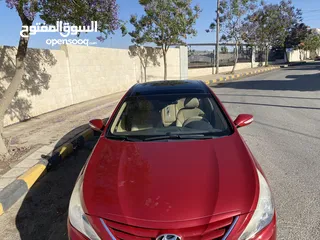  10 ‎هونداي سوناتا بنزين موديل2012 ماشيه 117000 كلم لون احمر للبيع