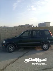  1 هوندا CR-v موديل 1999 للبيع او البدل على بي ام 520