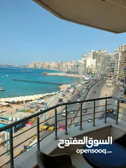  11 شقه للايجار على البحر مباشر في ميامي خالد بن الوليد