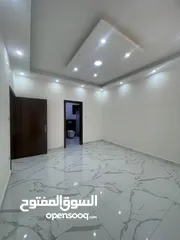  7 شقه ارضيه 175م وحديقه 250م من المالك مباشره تلاع العلي خلدا