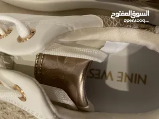  18 بوتين جداد مقاس 39 من ماركة Nine West