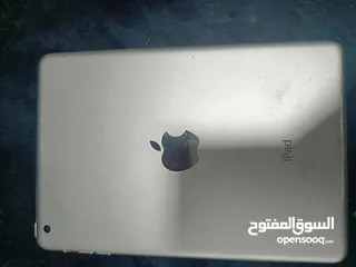  4 ايباد 8 مستعمل نظيف