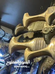  1 نشتري جميع الخناجر القديمة