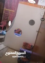  2 تخت طابقين خشب وحديد للبيع بحالة جيدة