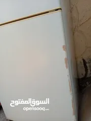  4 ثلاجة بحالة جيدة