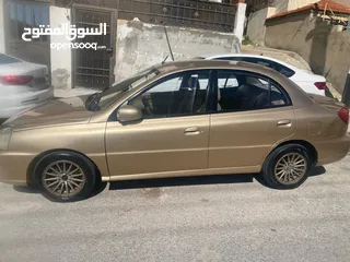  1 كيا ريو 2004