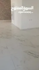  14 شقه للايجار