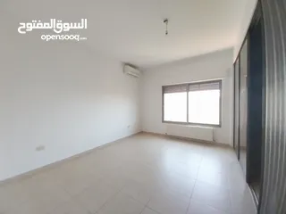  11 شقة للايجار في الصويفه  ( Property 33082 ) سنوي فقط