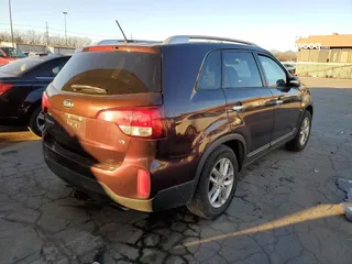  23 كيا سورينتو 2015LX AWD