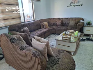  2 طقم كورنر 8 مقاعد مستعمل بحالة جيده وبسعر مغري جدا(قابل للمفاصلة)