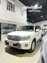  1 TOYOTA LAND CRUISER VX.R 2013 FIRST OWNER VERY CLEAN CONDITION