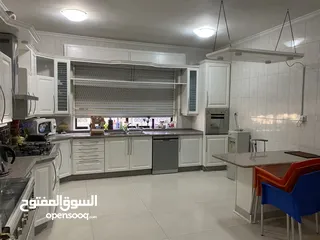  4 شقة طابقية للبيع في عمان - الرابية - طابق ثالث