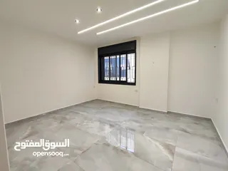  3 مطلوب عرسان او عائلة صغيرة لشقة جديدة فاخرة في الماصيون