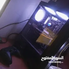  1 pc gaming مع الشاشة  للبيع