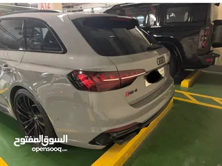  3 Audi RS 4 2021 model