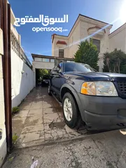  4 فورد اكسبلورر للبيع 2003 وكاله