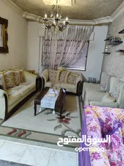  3 طقم كنب خشب زان زائد سجاد تركي زائد طوايل زائد بردايه للبيع بسعر 170