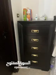  2 غرفه نوم ، كنب جلوس ، سفره صغيره للبيع المستعجل