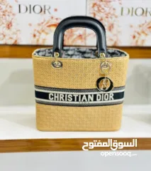  2 شنطة Dior - ماستر كوبي  فل تختيم لأن الأناقة الحقيقية ما بتكون بصوت عالي قطعة فخامة و ذوق و اناقة