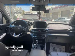  4 هونداي سانتافيه