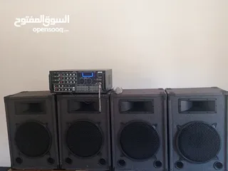  2 سماعات للايجار بسعر مناسب للجميع