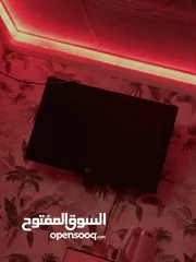  1 شاشة LG  حجم 32